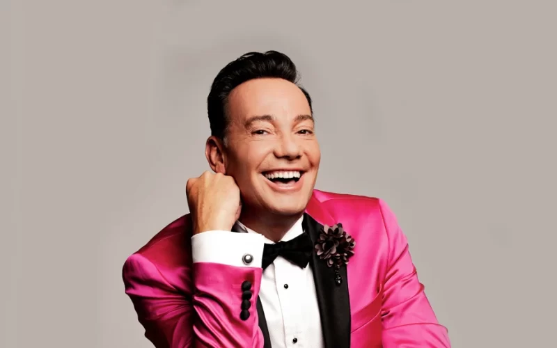 Craig Revel Horwood Heads Into Town!